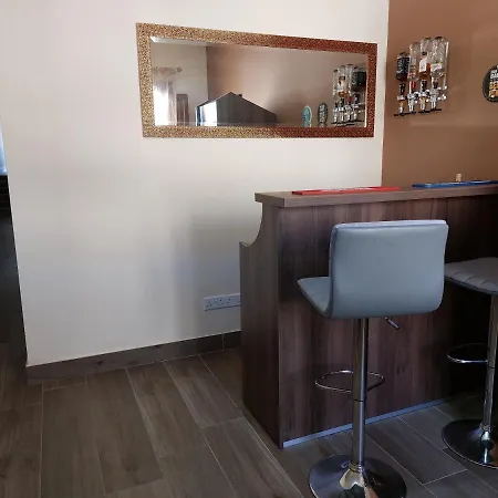 Apartment Holiday With Private Pool *