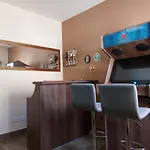 아파트 House With Private Pool, Bbq And Country View *