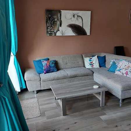 House With Private Pool, Bbq And Country View *