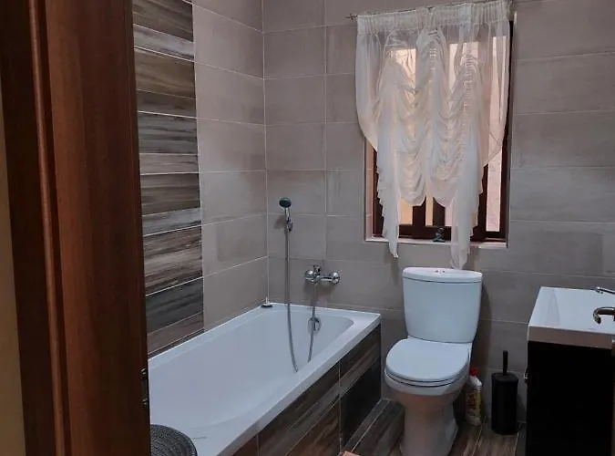 아파트 Holiday With Private Pool